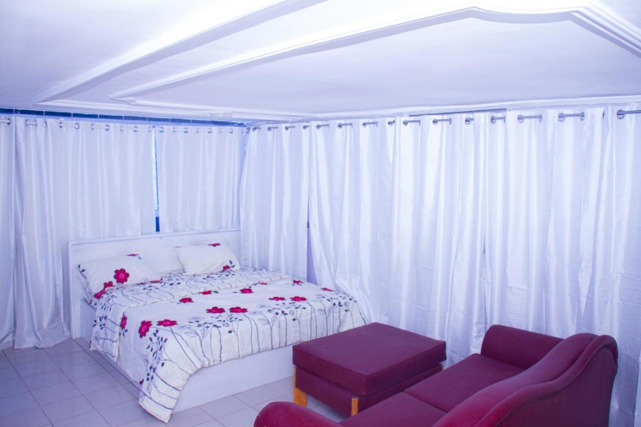 Hotel Amazone Cotonou Exterior photo